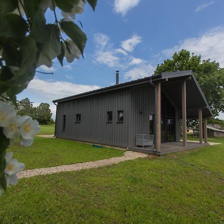 Holiday Home Uzbazes Valmiera Extérieur photo